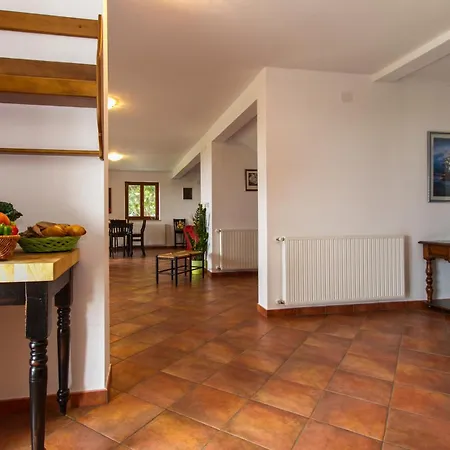 Lovely In With Wifi Holiday home